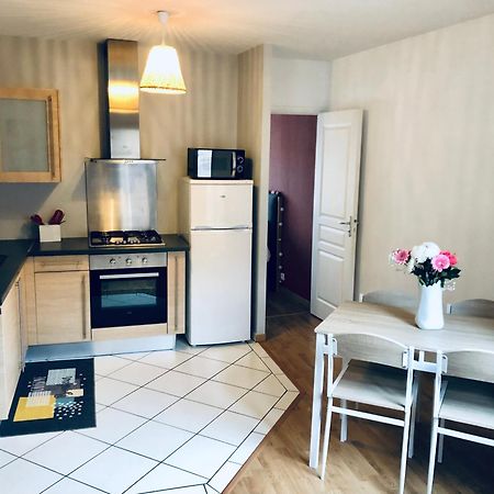 Logement Centre Ville D'Epernay Avec Parking Prive المظهر الخارجي الصورة