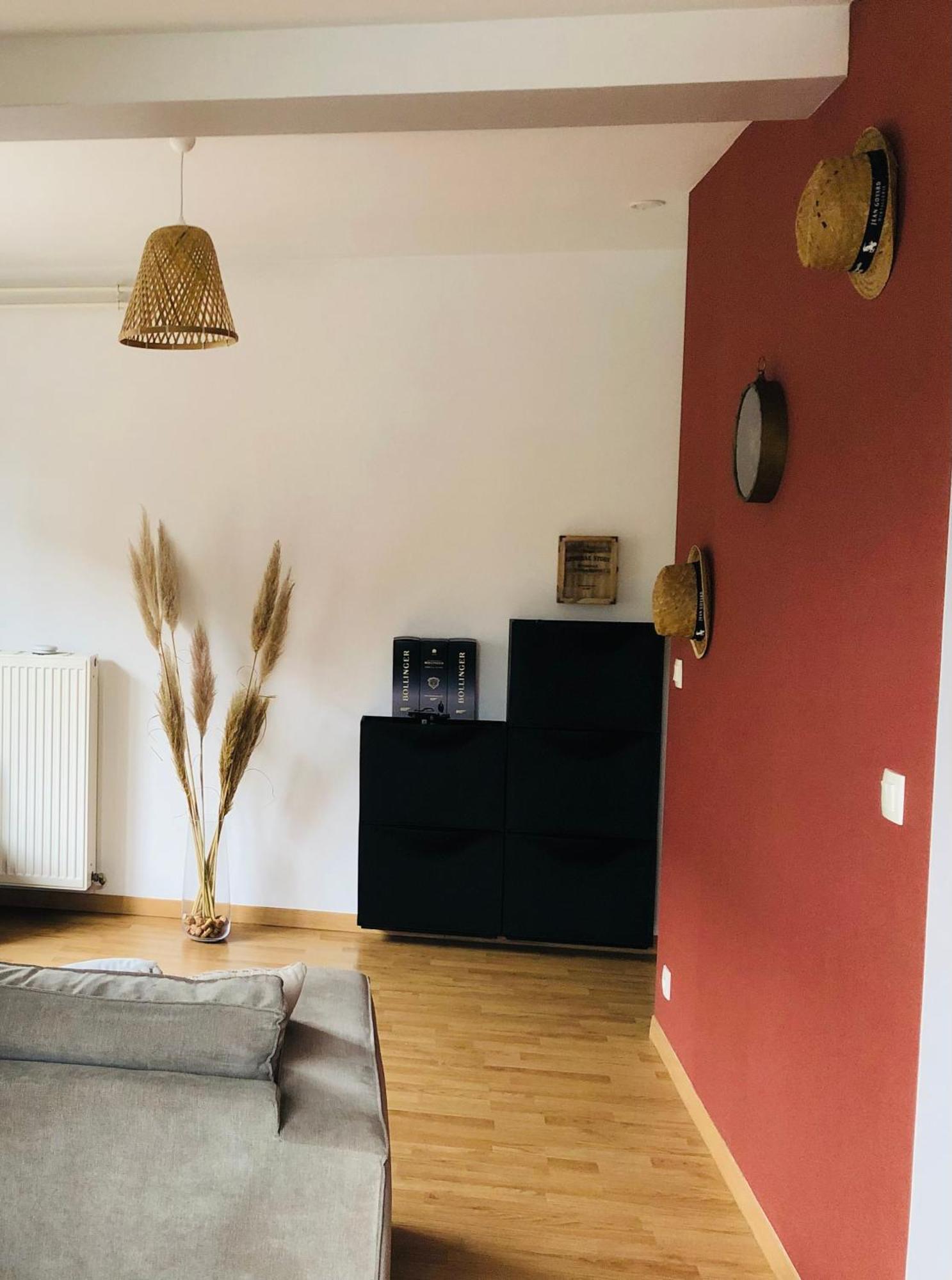 Logement Centre Ville D'Epernay Avec Parking Prive المظهر الخارجي الصورة