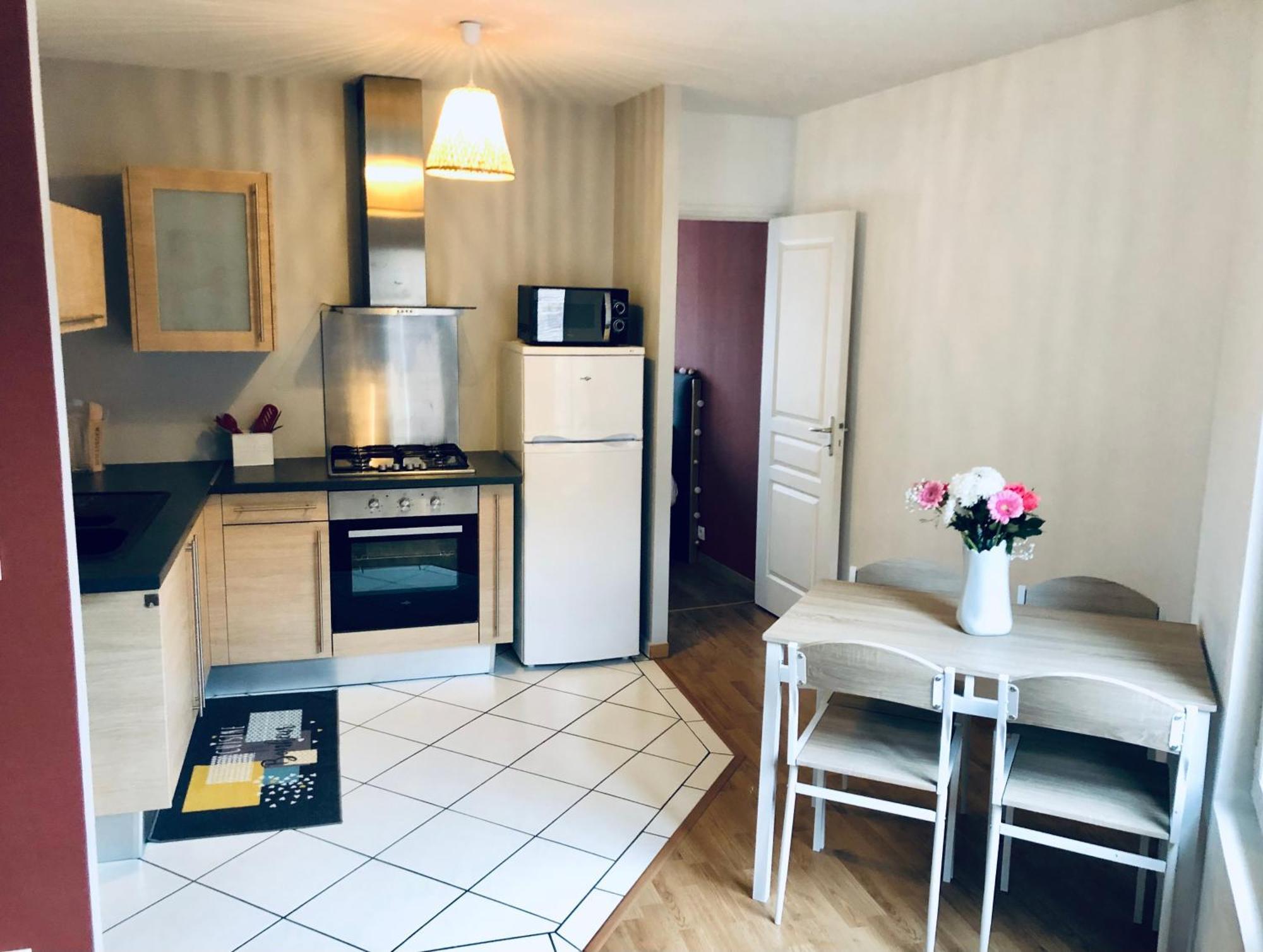 Logement Centre Ville D'Epernay Avec Parking Prive المظهر الخارجي الصورة